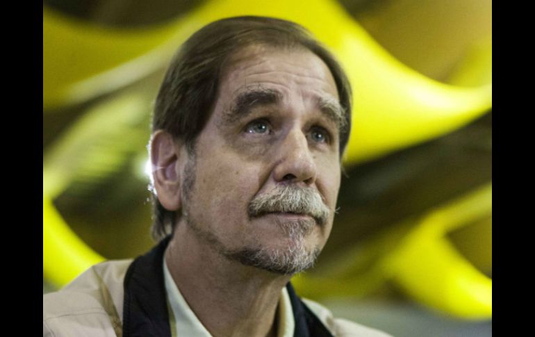 Basave recuerda que en el PRD dejó un 'libro amarillo', con opiniones personales. SUN / ARCHIVO