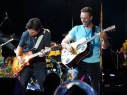 Chris Martin invita al escenario a Michael J. Fox para interpretar dos canciones. INSTAGRAM / coldplay