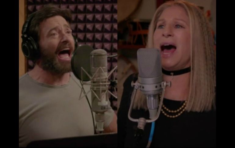 Barbra compartió un clip detrás de cámaras en el que se observa como dirige a Jackman. TWITTER / @BarbraStreisand