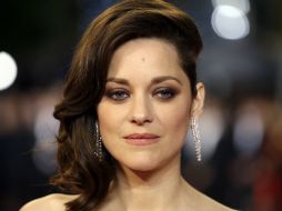 Marion Cotillard rechazó los rumores de que esté involucrada románticamente con Brad Pitt. AP / ARCHIVO