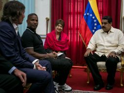 Jamie Foxx y Lukas Haas se comprometieron a regresar a la nación sudamericana para conocer sus atractivos naturales. EFE / M. Gutiérrez