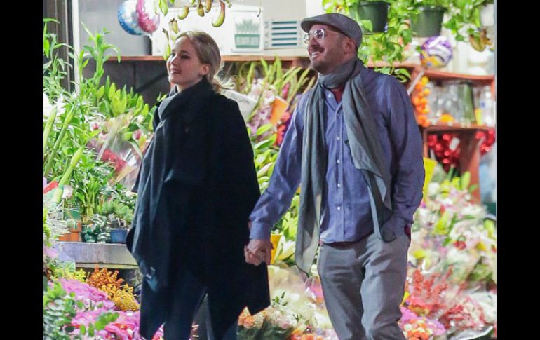 Hace algunas semanas se supo que Lawrence y Aronofsky estarían iniciando un romance. ESPECIAL / www.dailymail.co.u