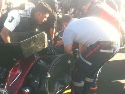 El conductor de 32 años, de nombre José Alfredo Ramírez Mendoza, falleció en el lugar. ESPECIAL /