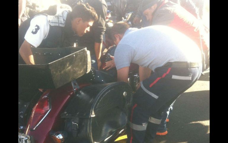 El conductor de 32 años, de nombre José Alfredo Ramírez Mendoza, falleció en el lugar. ESPECIAL /