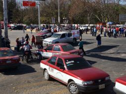 En los bloqueos particparon transportistas. SUN /  E. Hernández