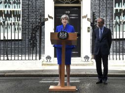 Herida en el plano político, May resiste la presión para renunciar tras el fracaso de su arriesgada apuesta de adelanto electoral. EFE / A. Rain