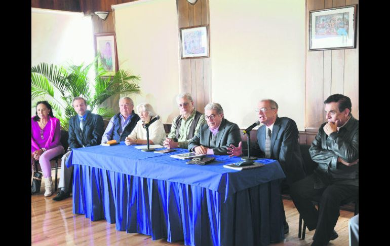 Se entregó la Pluma de Oro a destacados escritores. ESPECIAL / Secretaría de Cultura