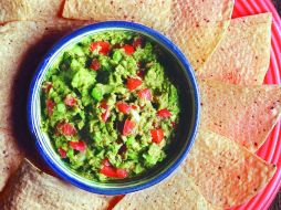 En 2016 el consumo per cápita de guacamole en EU fue de 7.1 kilos por persona. AP / ARCHIVO