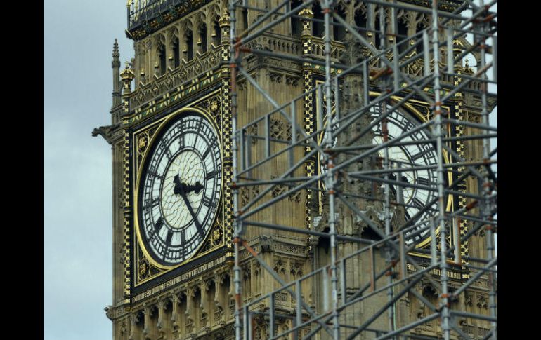 El mecanismo será desmantelado pieza por pieza el próximo lunes y sus cuatro discos serán limpiados y reparados. EFE / W. Oliver