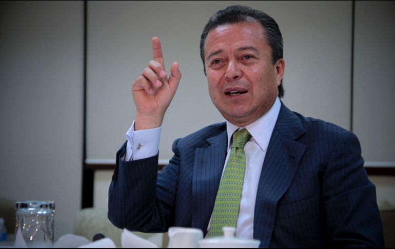 César Camacho dijo que algunos diputados abusaron del fondo para solicitar a presidentes municipales un porcentaje de los recursos.