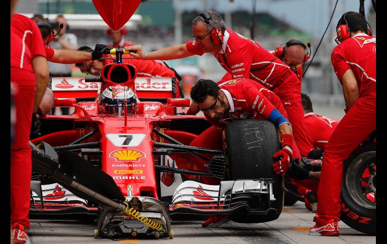 Raikkonen debió regresar al garaje, y renunciar a la disputa del Gran Premio de Malasia. EFE I. Malaysia