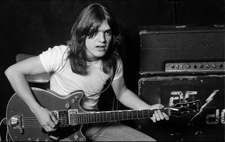Malcom Young, al igual que su hermano Angus, fue uno de los fundadores de la agrupación. FACEBOOK / AC/DC