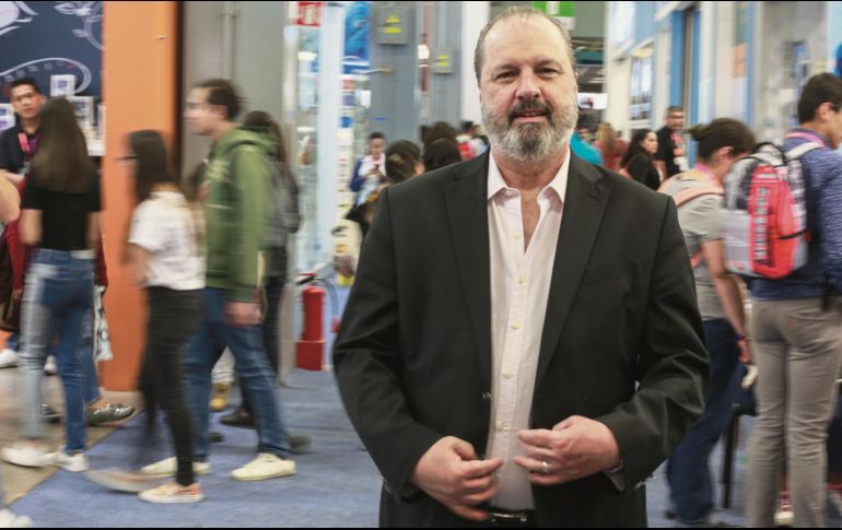 Roberto Gómez Junco. En su libro comparte sus vivencias de su paso como jugador de las Chivas. EL INFORMADOR/G. Gallo