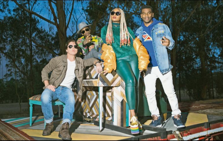 Hanlon rompe con las fórmulas y muestra que está en plena búsqueda de contrastes. ESPECIAL