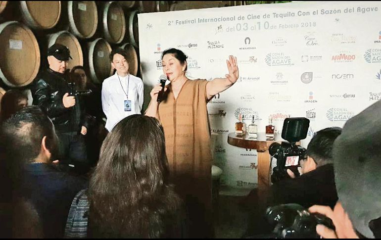 La actriz dictó la charla “Divas, Cine y Tequila”. EL INFORMADOR/M. Castillo