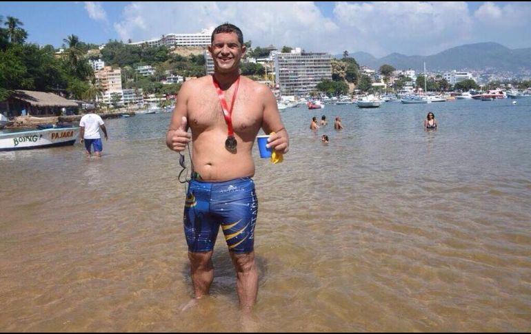 Se espera que el deportista yucateco atraviese el canal entre el 23 de septiembre y el 1 de octubre. FACEBOOK / Carlos Franco