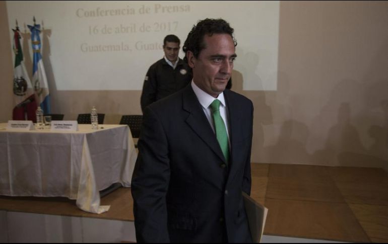 La PGR recordó que se ha ceñido a las resoluciones tomadas por el INE, como lo hizo en días pasado cuando se le solicitó retirar material relacionado con Ricardo Anaya. AP / ARCHIVO