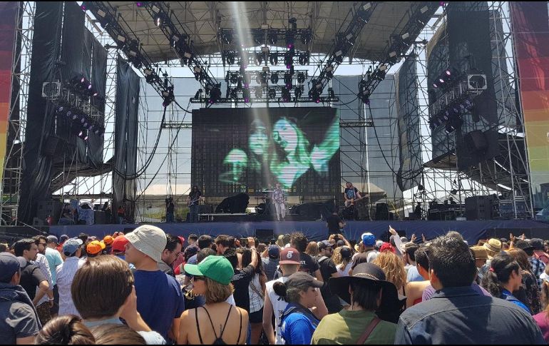 El ingreso al festival ha sido de forma ágil y ha generado un tráfico moderado. TWITTER / @informador_ENT