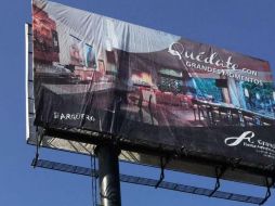 El espectacular fuera de norma se localiza en la confluencia de las avenidas Patria y Acueducto, su estructura es un poste mayor a 20 metros de altura a dos caras 8 por 12 metros. ESPECIAL