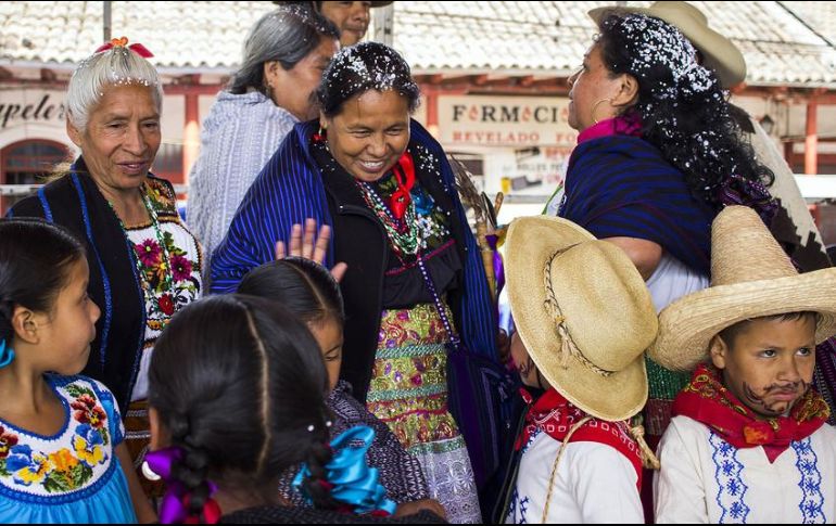 Marichuy, vocera del CIG, criticó el gasto que los candidatos han realizado durante sus campañas. AFP / ARCHIVO