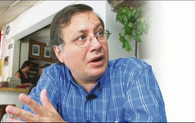 Ernesto Lumbreras es editor, crítico y poeta. ESPECIAL