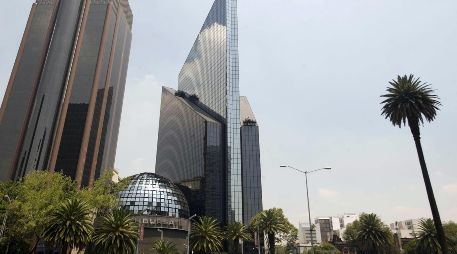 El mercado accionario local culminó en terreno favorable previo al proceso electoral del próximo domingo. AFP / ARCHIVO