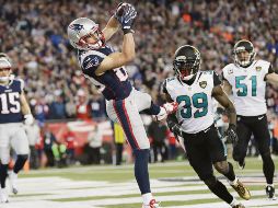 Danny Amendola (#80), ahora ya fuera de la plantilla de los Patriots, fue el némesis de los Jaguars en la Final de la Conferencia Americana en enero pasado. AFP