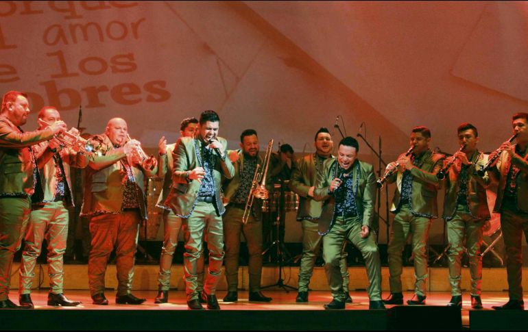 La banda corta relaciones laborales con sus vocalistas y represenranes