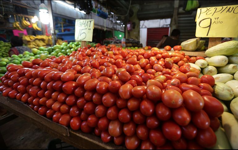 Vega Valladolid destaca que el tema del jitomate se llevó a cabo por separado y debió estar resuelto en marzo pasado.  NTX / ARCHIVO