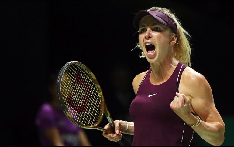 Svitolina, sexta favorita, volvió a erigirse en la ''bestia negra'' de Wozniacki, segunda cabeza de serie, que sólo la ha derrotado una vez en cinco partidos oficiales. EFE / W. Woon