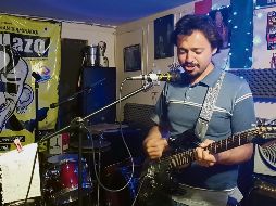 El escritor y músico publica el libro de cuentos “Contratiempo”; la presentación será musicalizada por La otra banda canceló. ESPECIAL