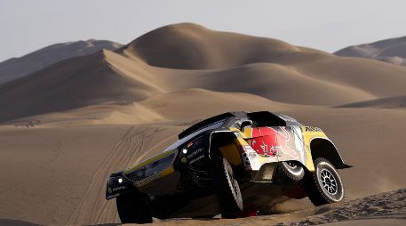 El galo lideró la discusión, tomando la delantera alrededor del kilómetro 150 y se ubicó en el quinto lugar en la general. AFP / F. Fife