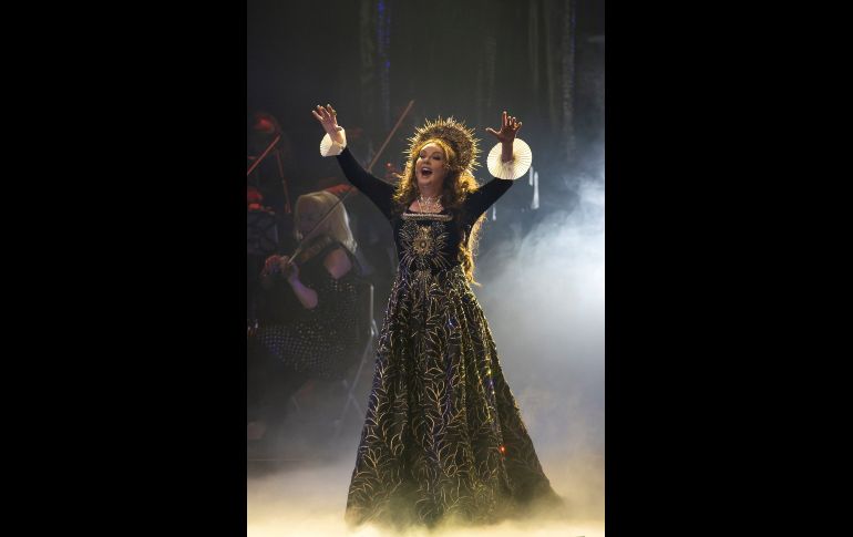 Sarah Brightman presenta su nueva producci�n HYMN, en el occidente de M�xico - GUADALAJARA (M�XICO), 22/01/2019.- La soprano brit�nica, Sarah Brightman presenta en concierto su nueva producci�n HYMN este martes, en el Auditorio Telmex de la ciudad de Guadalajara, estado de Jalisco (M�xico). EFE/ Francisco Guasco Sarah Brightman presenta su nueva producci�n HYMN, en el occidente de M�xico