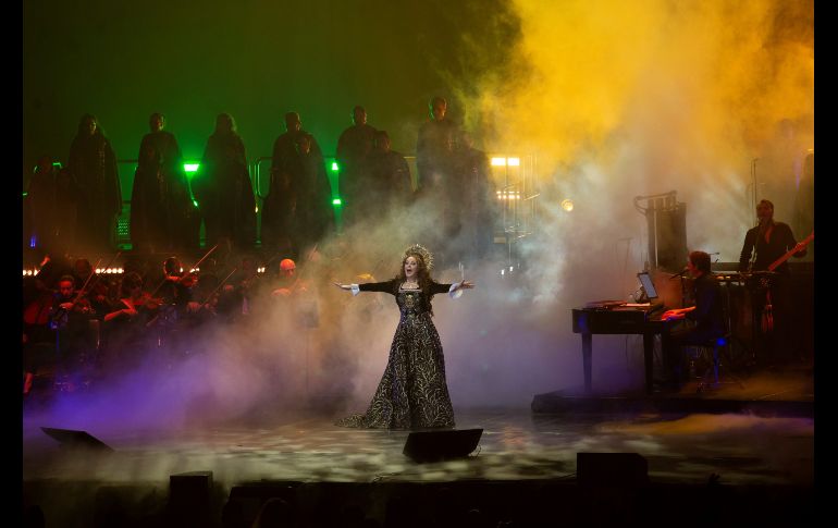 Sarah Brightman presenta su nueva producci�n HYMN, en el occidente de M�xico - GUADALAJARA (M�XICO), 22/01/2019.- La soprano brit�nica, Sarah Brightman presenta en concierto su nueva producci�n HYMN este martes, en el Auditorio Telmex de la ciudad de Guadalajara, estado de Jalisco (M�xico). EFE/ Francisco Guasco Sarah Brightman presenta su nueva producci�n HYMN, en el occidente de M�xico