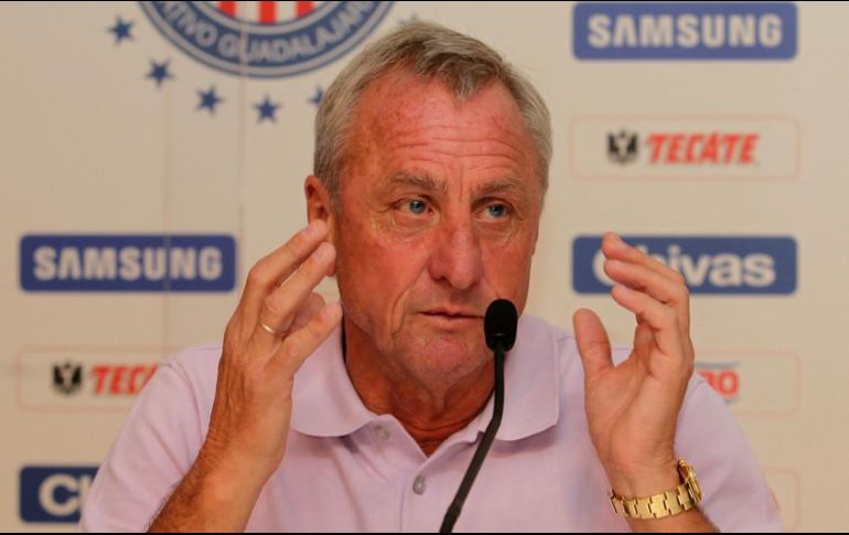 En el 2012 Cruyff tuvo una breve incursión como asesor de Chivas. EL INFORMADOR/ARCHIVO