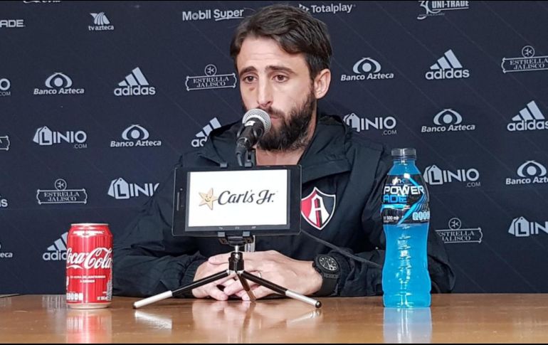 El defensa no ha tenido la mejor de las suertes en México, pues desde su arribo ha padecido lesiones, pasado por el quirófano y cometido errores que costaron caro en partidos determinantes. EL INFORMADOR / D. Reos