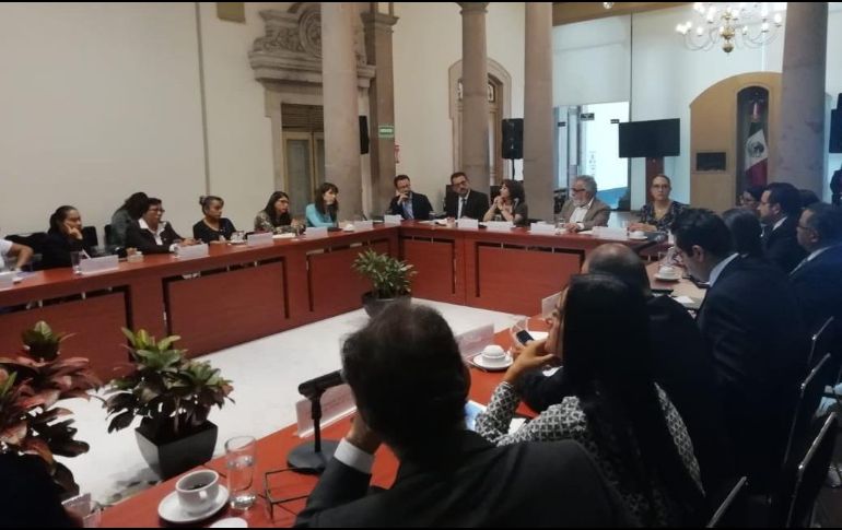 Alejandro Encinas señaló que el actual gobierno se hará responsable de dar cumplimiento a todos los puntos de la sentencia emitida por la CIDH sobre este caso. TWITTER/@CentroProdh