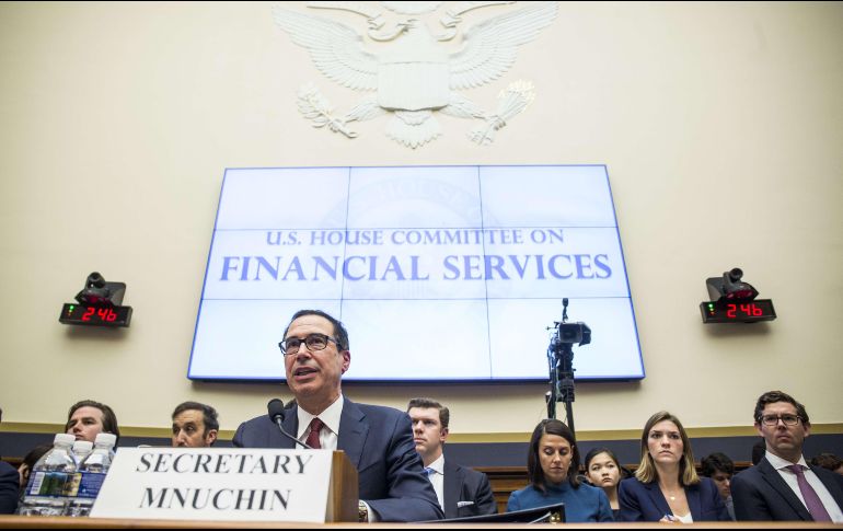 Mnuchin habla durante una audiencia ante la Comisión de Servicios Financieros de la Cámara de Representantes. AFP/Z. Gibson