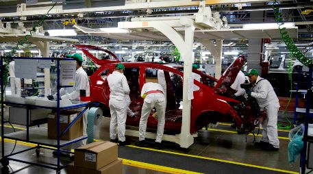 La Comisión de Comercio Internacional de Estados Unidos cosnidera que el T-MEC temdrá un impacto “positivo moderado” en las principales industrias. AP/E. Verdugo