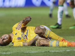 El chileno Vargas disputó un balón con Joel Campbell de León, pero al hacer el esfuerzo de la cobertura del esférico, Edu se lesionó, por lo que fue sustituido por Enner Valencia. MEXSPORT / J. Martínez