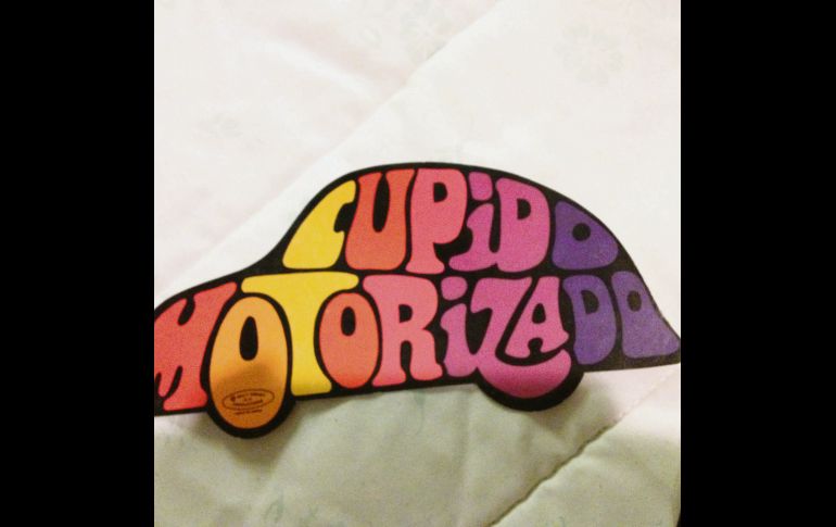 “Cupido motorizado”. Y bueno, los niños que fuimos en los 67 o 68 literalmente alucinamos con una serie de cintas que produjo la casa DISNEY como “Operación Salchicha” o aún más “CUPIDO MOTORIZADO”... Una de esta serie se filmó precisamente en esta Guadalajara. Pero las dos primeras películas fueron un éxito extraordinario y que posicionó el auto VW como el IN entre la juventud. CORTESÍA / F. Partida