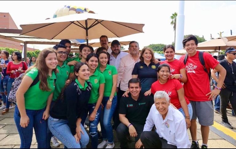 75 por ciento de los egresados dijeron que los principales acontecimientos de su vida están relacionados con su formación en este plantel. TWITTER / @rvillanueval