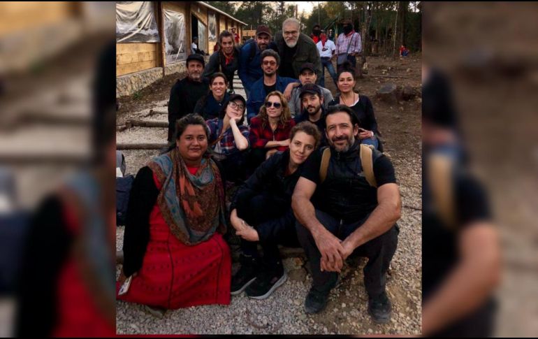 José María Yázpik, Diego Luna, Marina de Tavira, Joaquin Cosio, Daniel Giménez Cacho y Dolores Heredia. TWITTER / @jmyazpiik