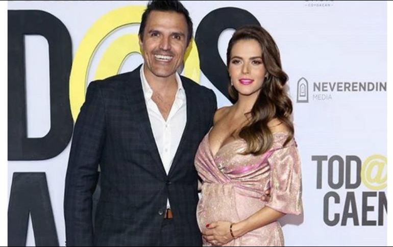 Claudia Álvarez y Billy Rovzar recibieron a la pequeña Kira. INSTAGRAM / claudiaalvarezo