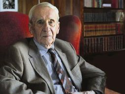 Christopher Tolkien, fue responsable de catalogar, editar y publicar numerosos trabajos que habían quedado inéditos a la muerte de su padre. ESPECIAL