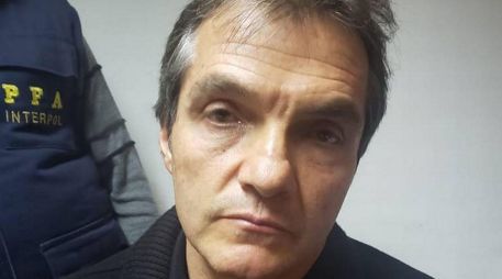 La fiscalía capitalina informó que notificó a Carlos Ahumada para que se presente voluntariamente ante el Juez de Ejecución, con la finalidad de conducirlo al cumplimiento de la pena que le resta por purgar en un centro penitenciario de la CDMX. NTX / ARCHIVO