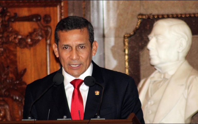 Humala escribió en su cuenta de Twitter que rechaza 
