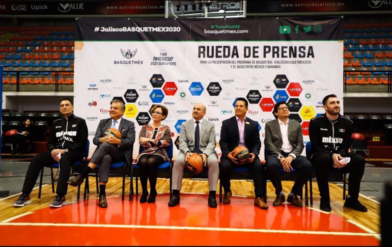 La Selección Mexicana hizo su presentación oficial rumbo al encuentro que sostendrán el próximo jueves frente a la escuadra de Bahamas para iniciar su participación en este certamen. TWITTER / @AstrosJalisco