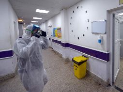 Hasta este lunes los casos confirmados de Covid-19 a nivel mundial rozan los 80 mil, de ellos más de dos mil 500 perdieron la vida en la China continental. AFP / H. Hamdani