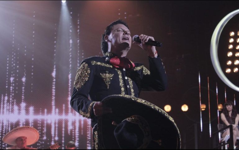 Pese a algunas críticas por su aspecto, Pedro Fernández enamoró a otros usuarios, quienes destacaron su talento en el escenario. TWITTER / @laacademiaazteca